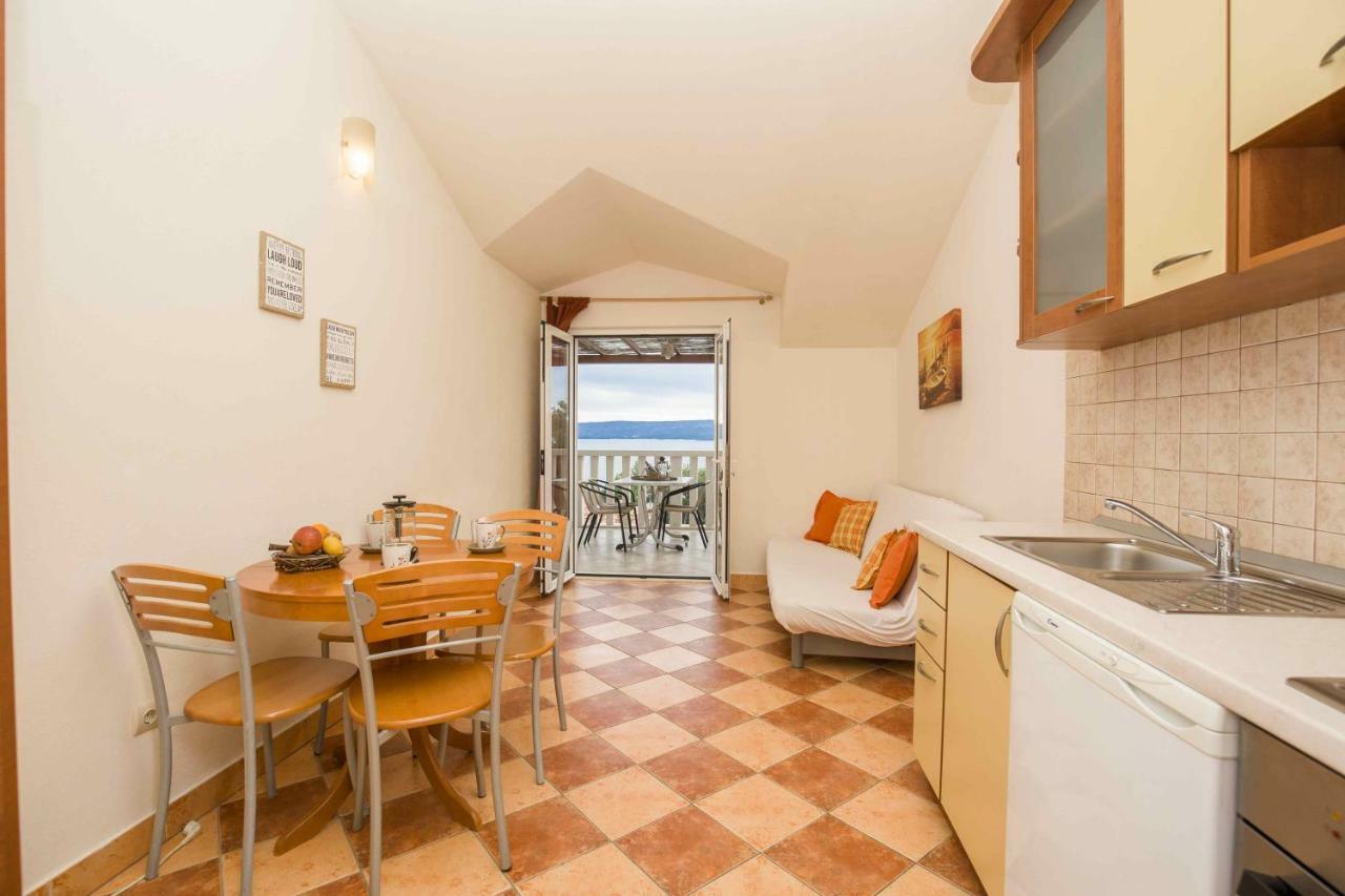 Apartmani Sani Бол Екстер'єр фото